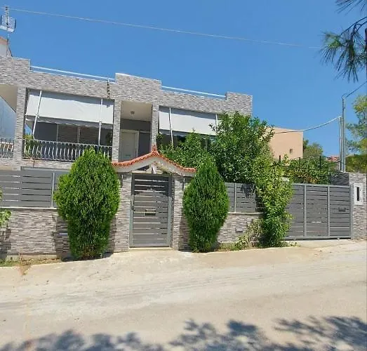 Plaza House