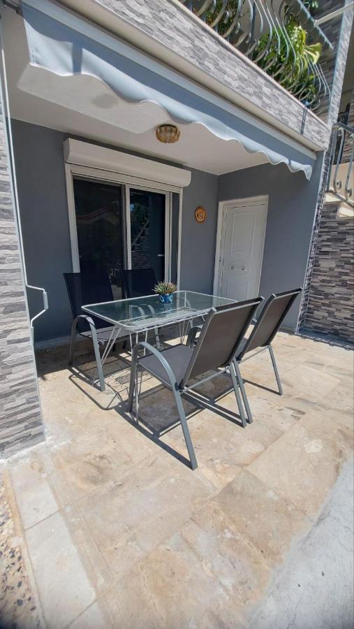 Plaza House Kanakia
