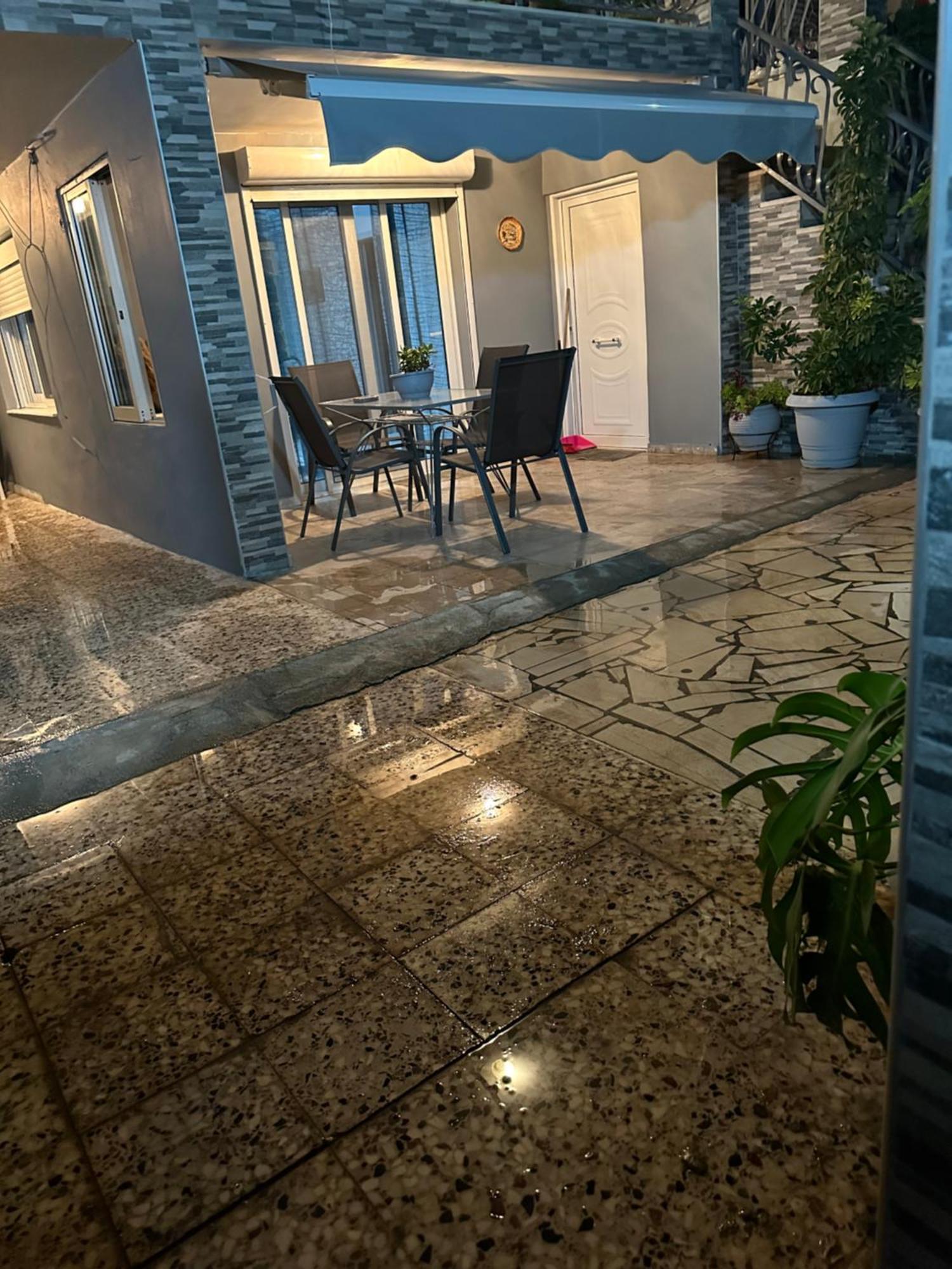 Plaza House *